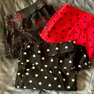 ❤️❤️❤️Torrid “Queen of hearts” leggings lot size 4x